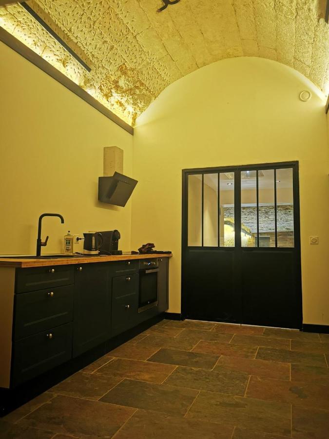 La Montrieuse, Chambre Individuelle Avec Sauna Et Baignoire Spa Naveil Exteriör bild