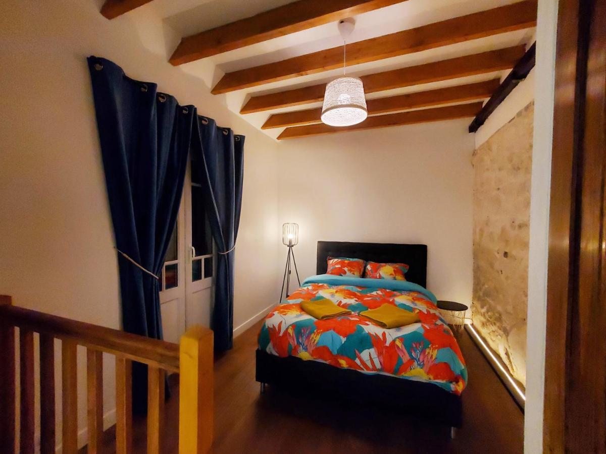 La Montrieuse, Chambre Individuelle Avec Sauna Et Baignoire Spa Naveil Exteriör bild